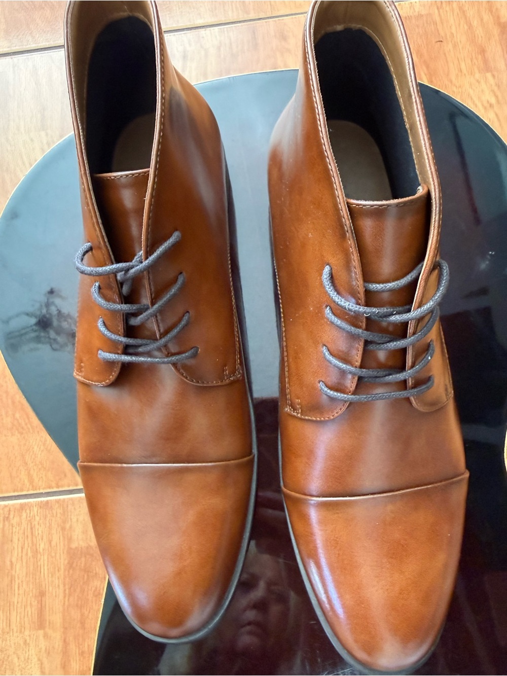 Call It Spring Men's Tan Brown Leather Chukka Boots